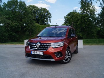 Renault Kangoo 1.5 Blue dCi 115 EDC Techno &ndash; Mocny argument
